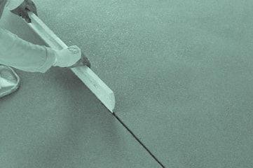 Финишная затирка стяжки пола